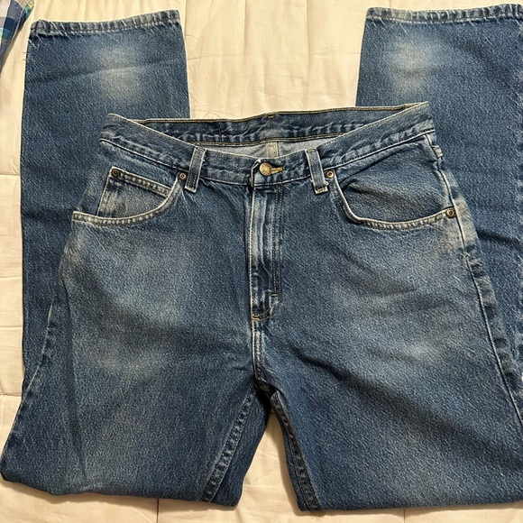 Wrangler Other - Wrangler Men's Classic Indigo Relaxed Jeans
